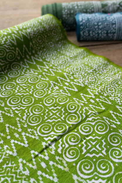 Handwoven Hmong Cotton Batik 14.5" width